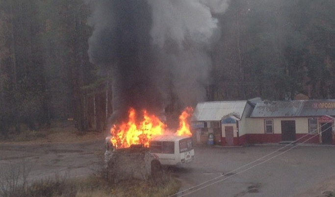 Следователи проводят проверку по факту возгорания автобуса в Кимрах
