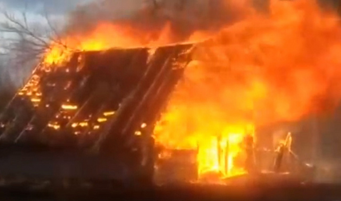 Пожары почти уничтожили деревню в Тверской области