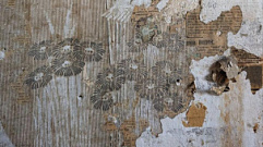 В Кимрах в Доме Кустаря нашли фрагменты обоев 1905 года