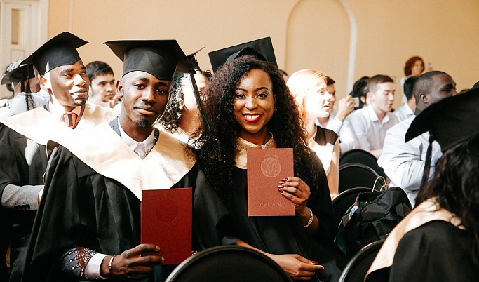 В ТвГТУ 84 студентов-иностранцев получили дипломы