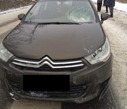 В Тверской области ребенок попал под колеса встречного автомобиля