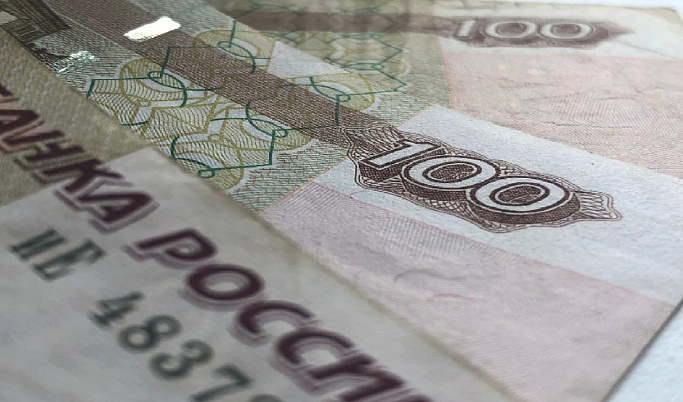 В Бологое мужчина пытался обменять в терминале билеты «Банка приколов» на 260 тысяч рублей