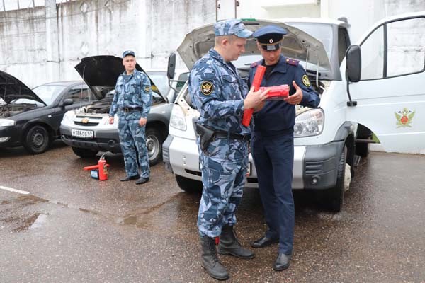Тверские сотрудники УФСИН приняли участие в турнире по вождению автозаков