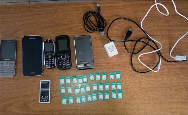 В колонии Тверской области пытались передать 7 телефонов и более 20 сим-карт
