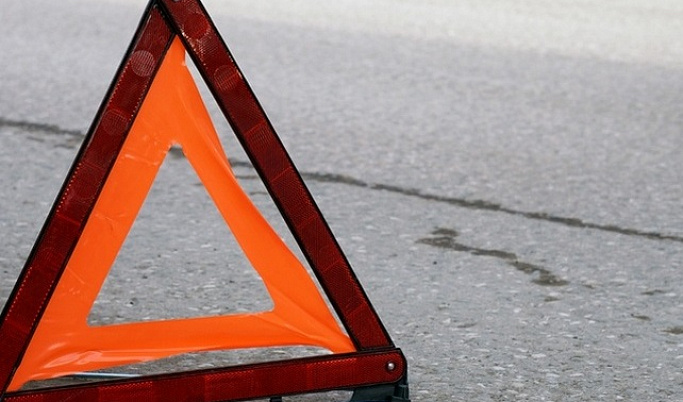 Автомобиль опрокинулся в кювет в Тверской области, водитель погиб