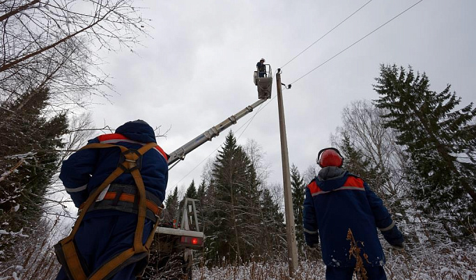 В Тверской области завершаются работы по восстановлению энергоснабжения после снегопада 