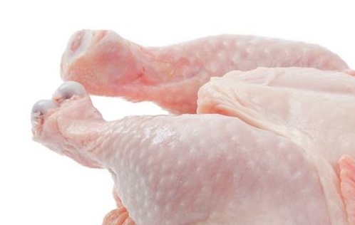 Магазин в Бологое торговал курицей, зараженной сальмонеллами