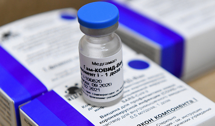 Почти 4,2 тысячи жителей Тверской области получили в МФЦ бумажный сертификат о вакцинации 