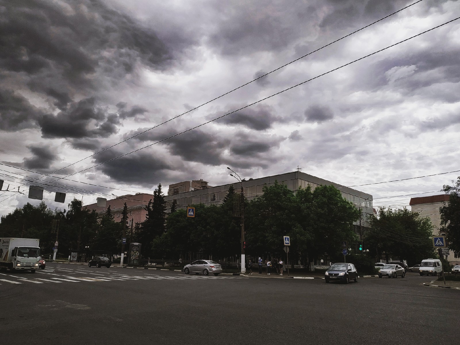 Тверской гидрометцентр. Ветер Тверь. Тверь в пасмурную погоду.