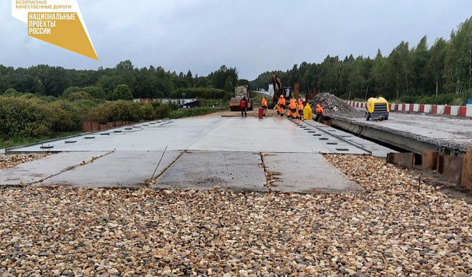 Мост через реку в Тверской области отремонтировали с задержкой на год