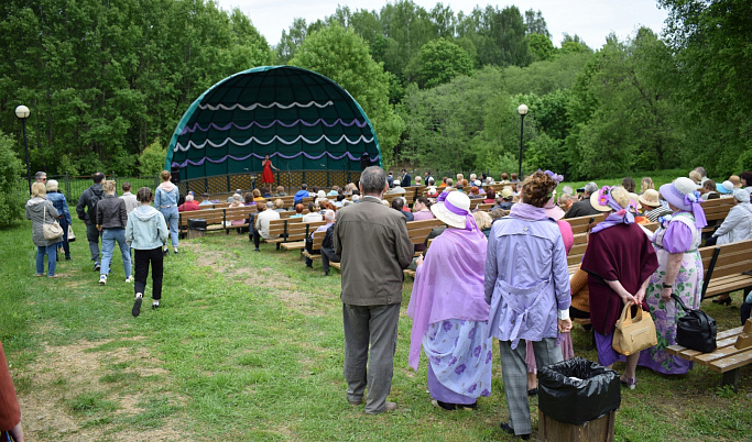 Жителей и гостей Тверской области приглашают на праздник «Сиреневое Домотканово»