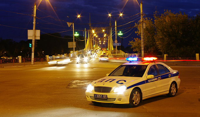 В Тверской области инспекторы ГИБДД проверяют водителей на трезвость
