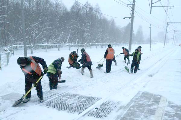 Осужденных в Тверской области «приговорили» к уборке снега