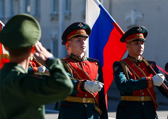 Семь новобранцев Тверской области будут служить в Отдельном батальоне почетного караула Преображенского полка