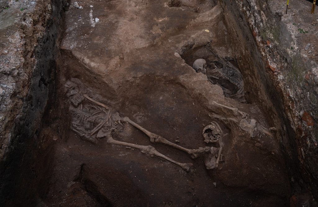 В Торжке обнаружили захоронения XI–XII веков