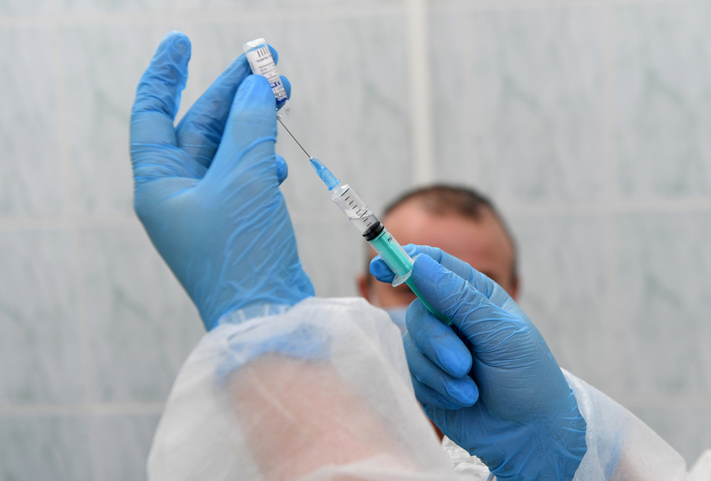 114 тысяч жителей Тверской области сделали прививку от коронавируса 
