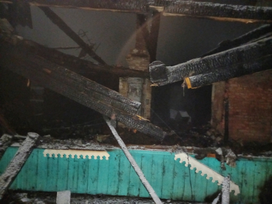 В Тверской области СК расследует гибель 61-летней женщины в пожаре