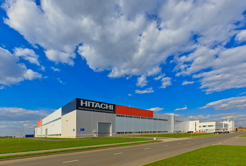 Завод Hitachi в Тверской области начинает выпускать экскаваторы новой модели