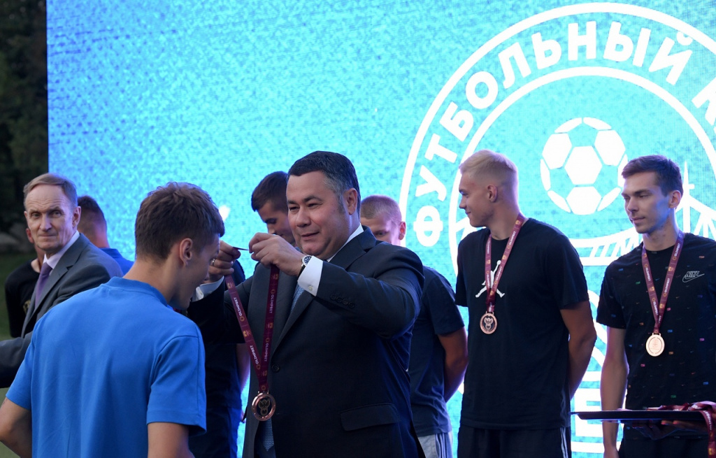 Игорь Руденя принял участие в церемонии награждения ФК «Тверь»