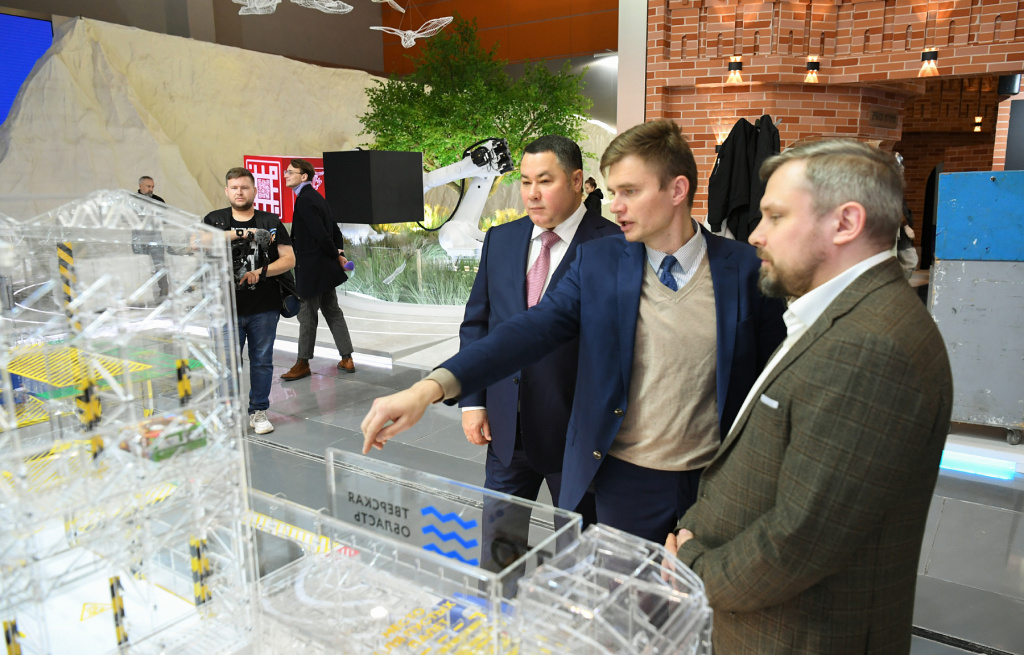 Игорь Руденя посетил стенд Тверской области на выставке «Россия» на ВДНХ