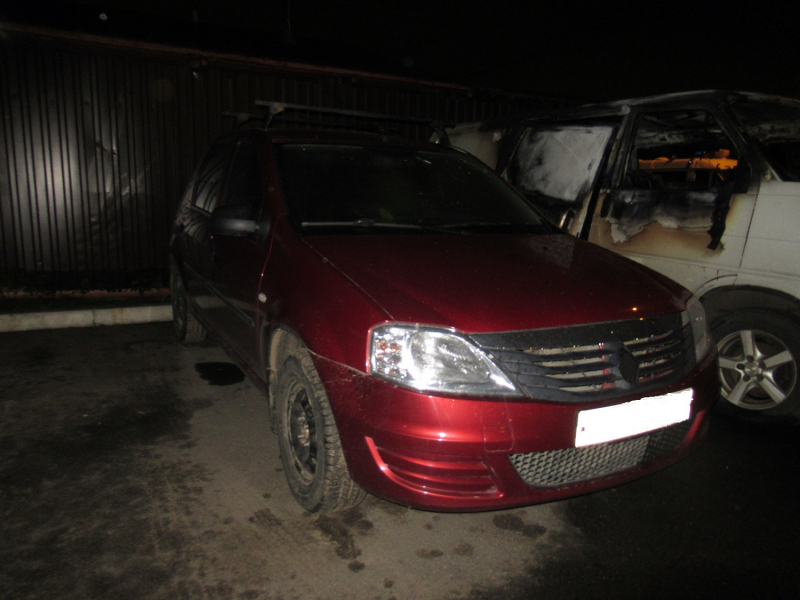 В Твери задержали поджигателя трех автомобилей на улице Красина 