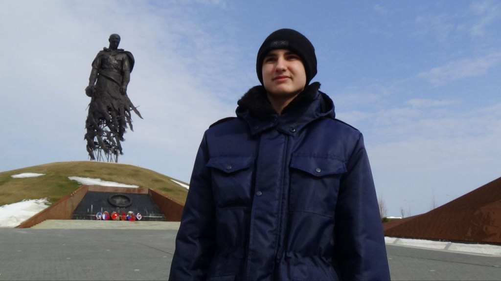 Ученики кадетского класса УФСБ по Тверской области посетили Ржевский мемориал