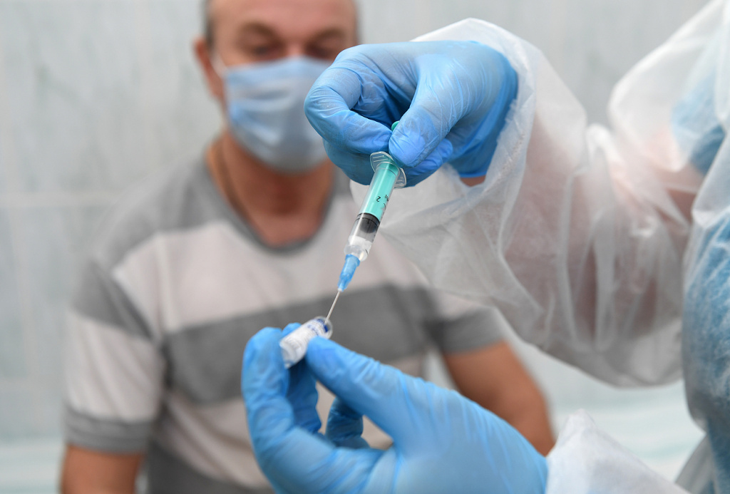 Более 120 тысяч жителей Тверской области сделали прививку от коронавируса 