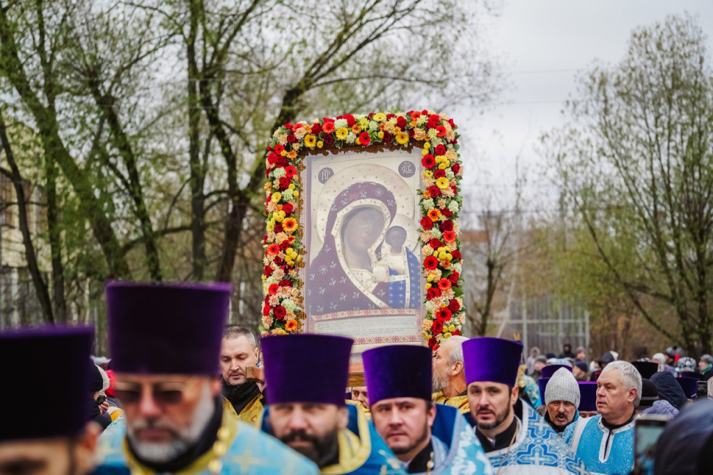 В Твери в День Казанской иконы Божией матери прошёл Крестный ход