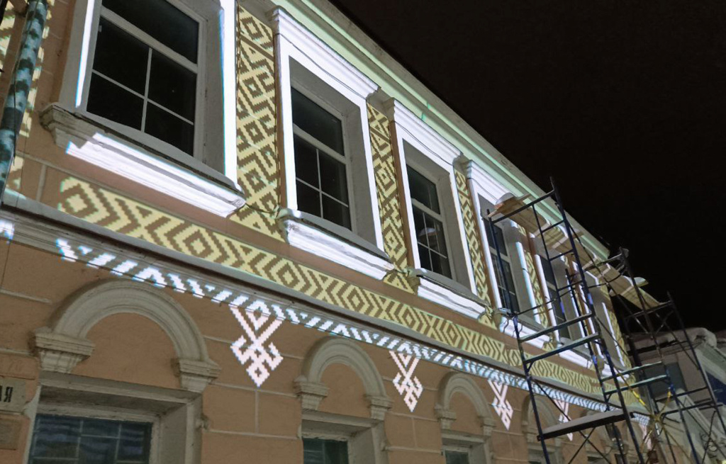 В Торопце установили архитектурно-художественную подсветку исторических зданий