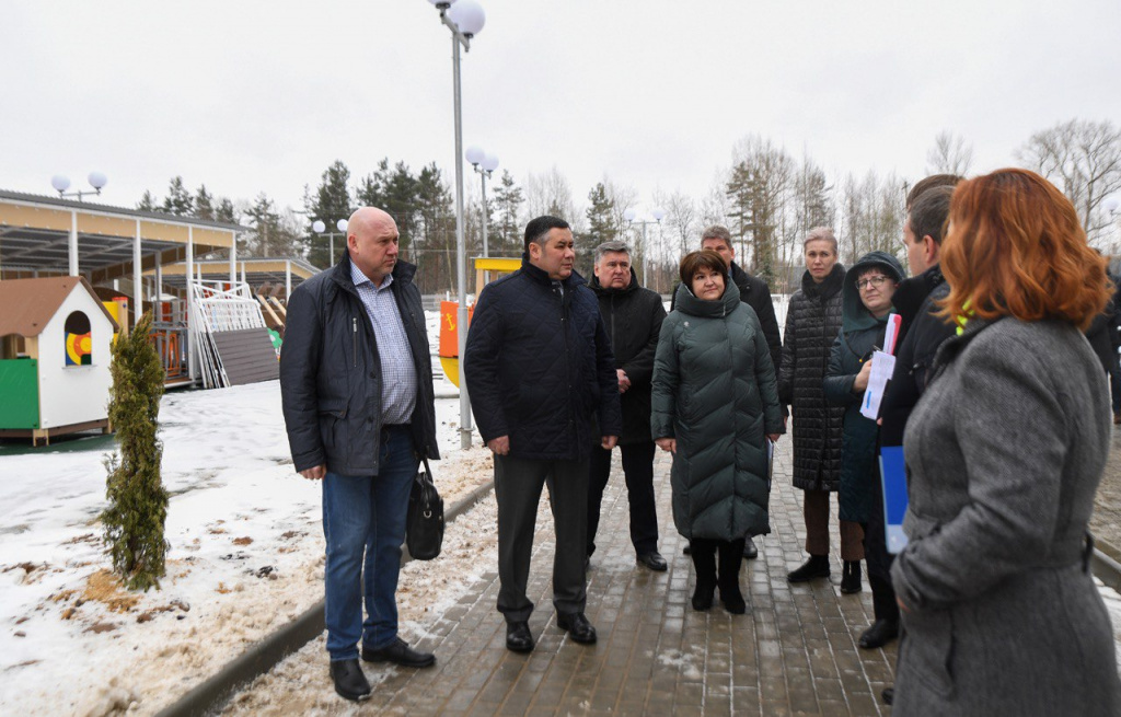 Игорь Руденя проверил ход работ по строительству детского сада в Твери 