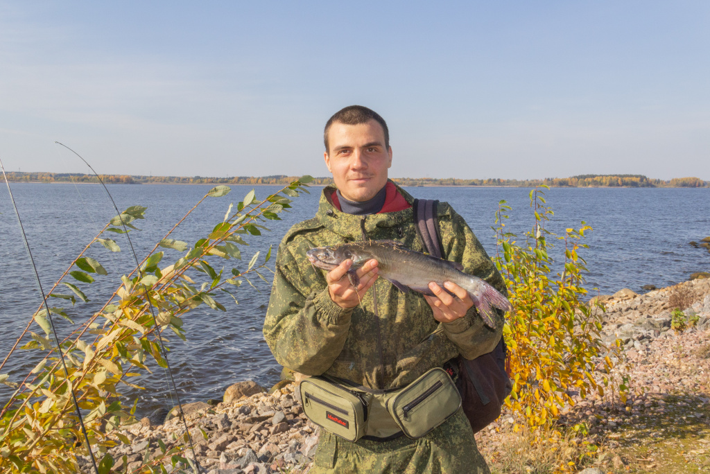 2 октября на озере Удомля состоялся рыболовный фестиваль «Осенний хищник»