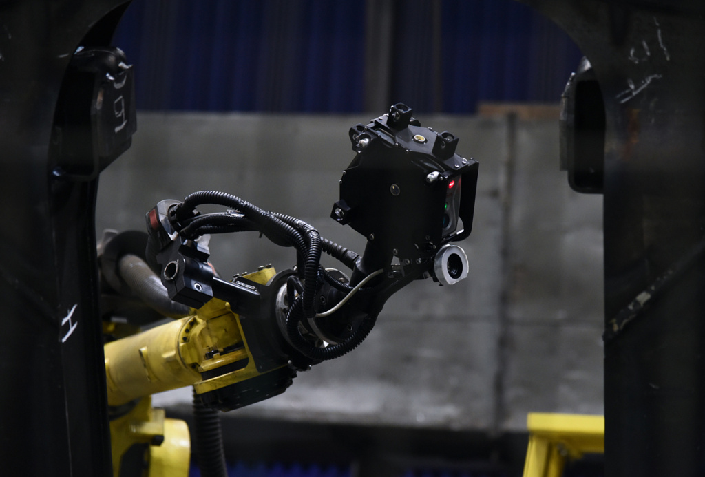 На Тверском вагонзаводе за качество сварных швов отвечает роботизированный комплекс