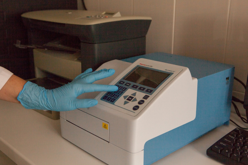 В Удомле появился современный лабораторный комплекс для выявления антител к коронавирусной инфекции