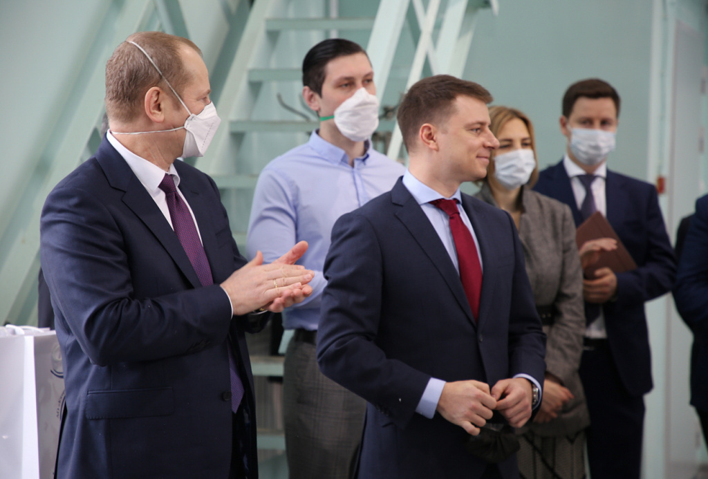 Новое производство медицинских масок и респираторов СПИРО-1000 запустили в Тверской области 