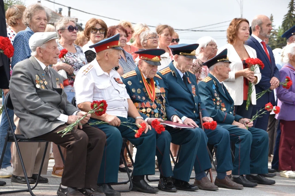 В Твери отметили 79-ю годовщину победы в Курской битве