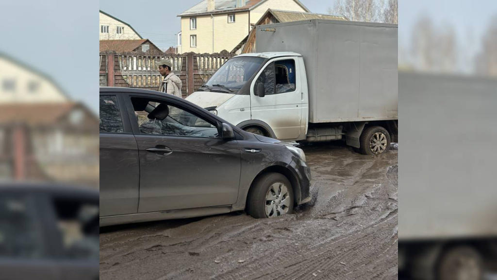 Жители поселка Заволжский под Тверью пожаловались на состояние дорог