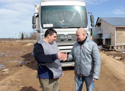 Житель Старицкого района передал фермерам Донбасса 25 тонн семенного картофеля