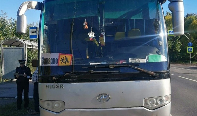 Инспекторы ГИБДД проверили водителей автобусов в Тверской области