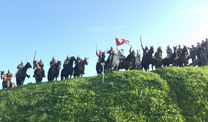 В Тверскую область прибыли участники исторической реконструкции конного похода Александра Невского