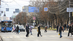 1479 дорожных знаков и 113 пешеходных светофоров установили в Тверской области за год