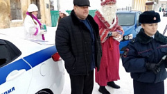 Бежецкие полицейские останавливали водителей в костюмах Деда Мороза и Снегурочки
