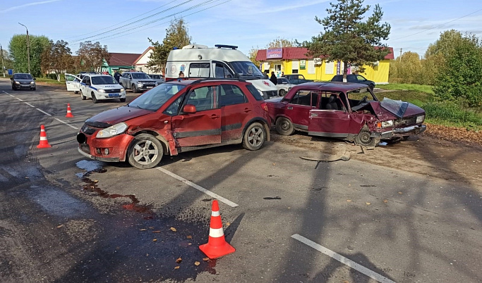 Три человека пострадали в ДТП в Торжке