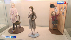 В Твери представили выставку кукол по мотивам песен военных лет