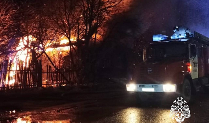 В Тверской области дотла сгорел частный дом