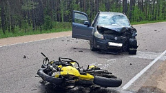 Мотоциклист погиб в ДТП при столкновении с иномаркой в Тверской области