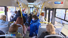 В тверских автобусах продолжают раздавать маски забывчивым пассажирам