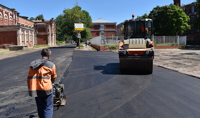 В Твери продолжается капитальный ремонт дорог в рамках нацпроекта