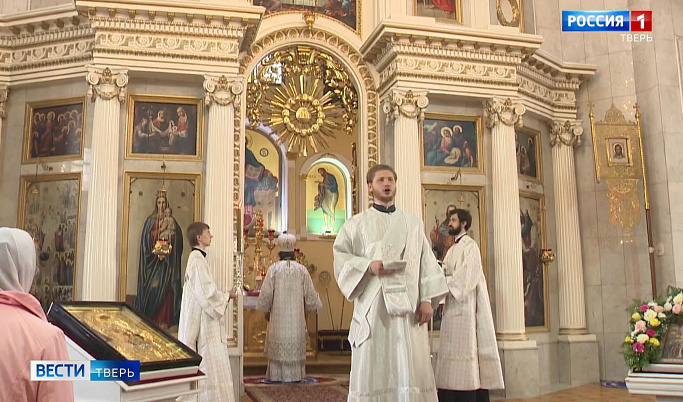 Православные верующие Тверской области отмечают Вознесение Господне