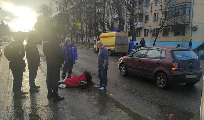 Водитель без прав сбил пешехода на перекрестке на Орджоникидзе в Твери