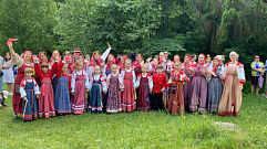 В Тверской области проходит фольклорный праздник «Троицкие гуляния в Василево»